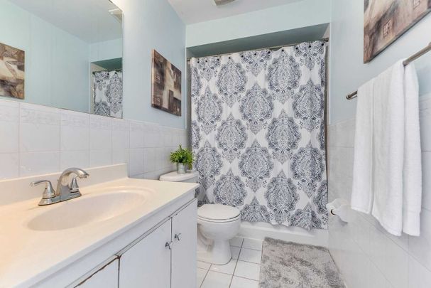 For Lease - 36B Lambton Avenue Unit# Upper, Toronto, Ontario - Photo 1