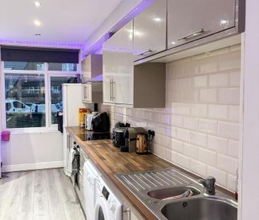 7 bedroom house to rent - Photo 4