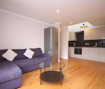 2 bedroom apartment to rent - Photo 2