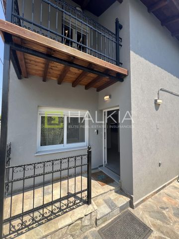 Διατίθεται προς ενοικίαση πλήρως επιπλωμένη μεζονέτα συνολικής επιφάνειας 55τ.μ στις Νέες Παγασές . - Photo 5
