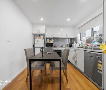 Quality, Comfort & Location — All in One - Photo 3