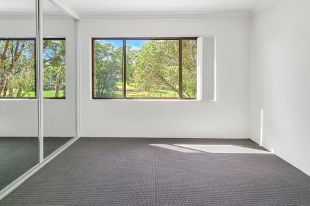 RENOVATED 2 BEDROOM UNIT WITH SPLIT AIR CONDITIONER - Photo 2