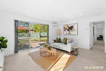 Beautifully Renovated 3-Bedroom Home in McKellar - Photo 2