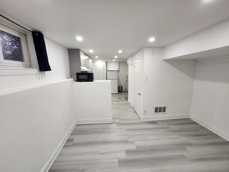 For Lease - 40 Corby Crescent Unit# BSMT, Brampton, Ontario - Photo 4