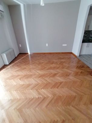 Studio/Γκαρσονιέρα για ενοικίαση Κέντρο (Ιωάννινα) - Φωτογραφία 1