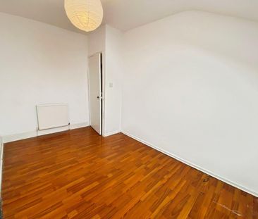 5 bedroom semi-detached house to rent - Photo 5