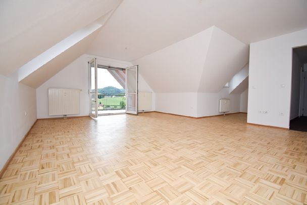 Charmante, komplett sanierte Mietwohnung mit Blick auf die Gleichenberger Kogeln …! - Foto 1