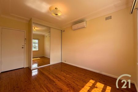 3 Bedroom Family Home&comma; Located in a Prime Location&excl; - Photo 3