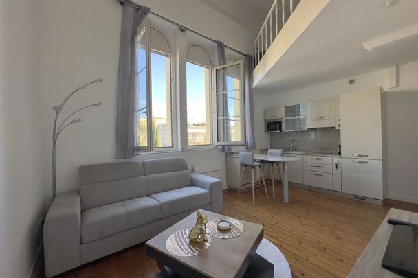 Deux pièces neuf en dernier étage immeuble bourgeois à CImiez - Photo 1