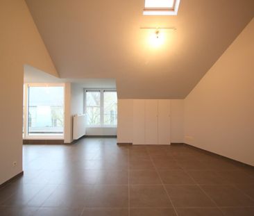 Ruim appartement in hartje Zomergem - Photo 2