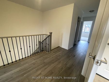 Townhouse For Lease | W8130036 - Photo 3