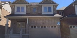 Large Detached 3 BR, 3 Bath, Double Garage House For Rent - Photo 3