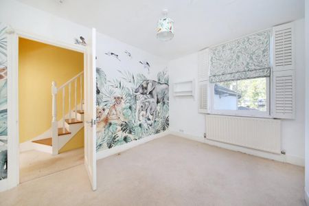 3 bedroom terraced house to rent - Photo 5
