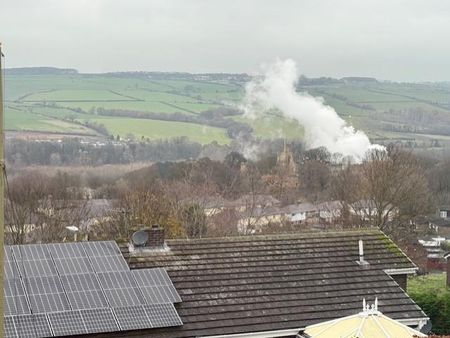 3 bedroom detached house to rent - Photo 4