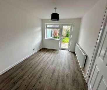 Penrhyn Crescent, Stockport, SK7 - Photo 2