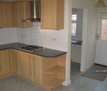 4 bedroom detached house to rent - Photo 3