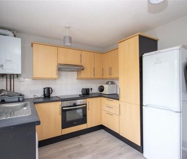 2 bedroom terraced house to rent - Photo 5