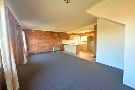 10 / 2 McKibbin Court, Wodonga - Photo 2
