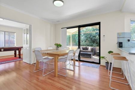 DAYDREAM BY THE SEA! *6/7 MONTH LEASE* FULLY FURNISHED. - Photo 3