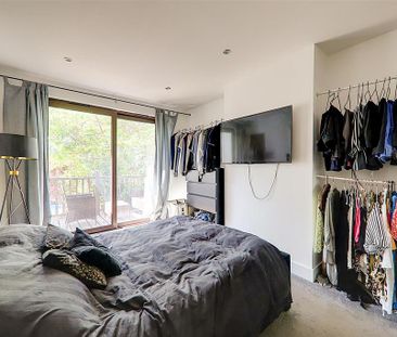 3 bedroom semi-detached bungalow to rent - Photo 5