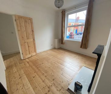 2 Bed Terraced House, Yew Tree Road, M14 - Photo 1