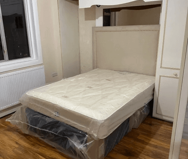 4 bedroom semi-detached house to rent - Photo 2