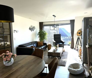 Luxueus appartement met ruim balkon in het centrum van Otegem. - Foto 2