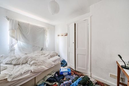 4 bedroom terraced house to rent - Photo 3