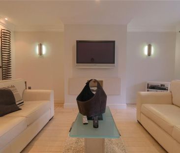 4 bedroom detached house to rent - Photo 1