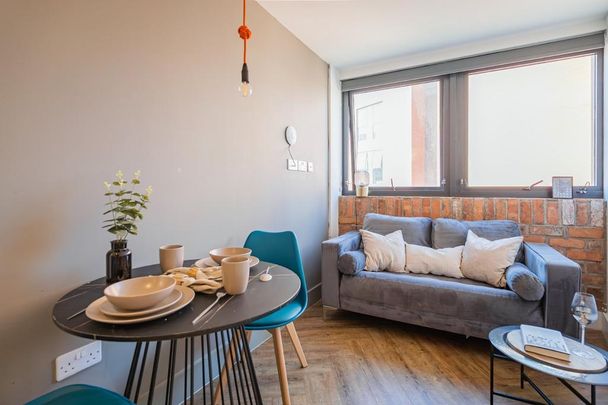 1 bedroom flat to rent - Photo 1