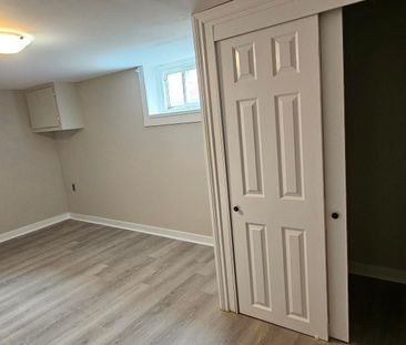 For Lease - 46 Walter Avenue Unit# B, Newmarket, Ontario - Photo 3