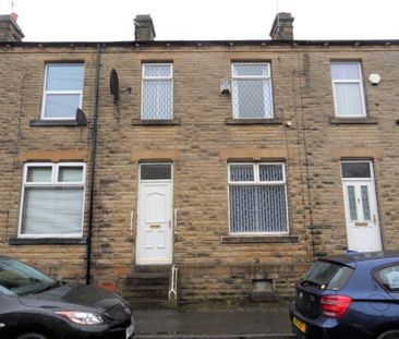Common Road, Batley, West Yorkshire, WF17 - Photo 6