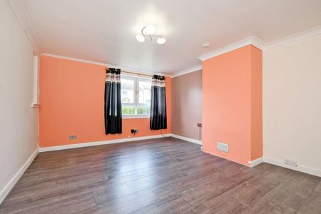 2 Bed Flat, Northfield, AB16 - Photo 2