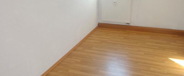 ** Mit Küche ** Monteurswohnung ** 2 Zimmer Wohnung in Werdau zu vermieten! - Foto 1