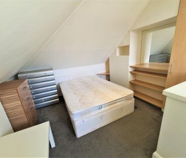 House share to rent - Photo 2