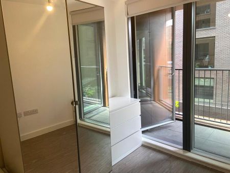 1 bedroom flat to rent - Photo 2