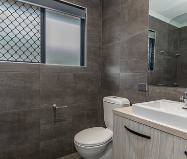 Escape to Serenity: Your Bushland Beach Retreat that has SOLAR! - Photo 6