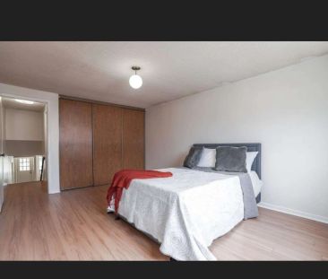 26 Greenleaf Terrace - Photo 4