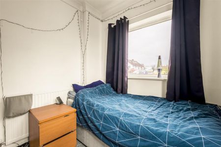 2 bedroom semi-detached bungalow to rent - Photo 5