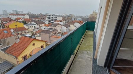 location Appartement T3 DE 76.9m² À AUBERVILLIERS - Photo 3