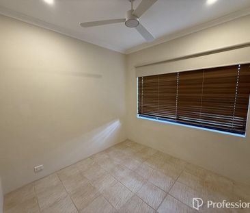 LOCATION, LIFESTYLE & CONVENIENCE - RIGHT NEXT TO THE VALE SHOPPING... - Photo 2