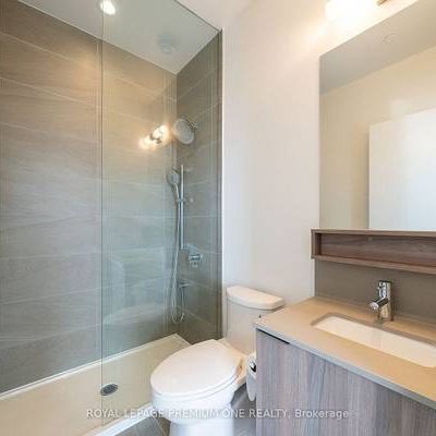 Jane And Hwy 7 Gorgeous Penthouse 2Bdrm Corner Unit Near Subway - Photo 4