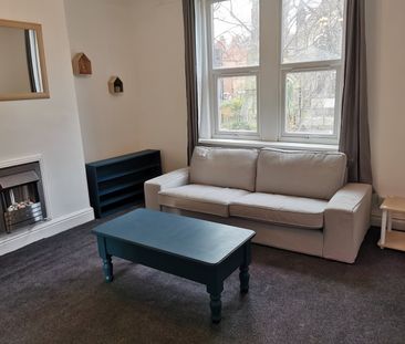 1 Bed Flat, Harehills Avenue, LS8 - Photo 3