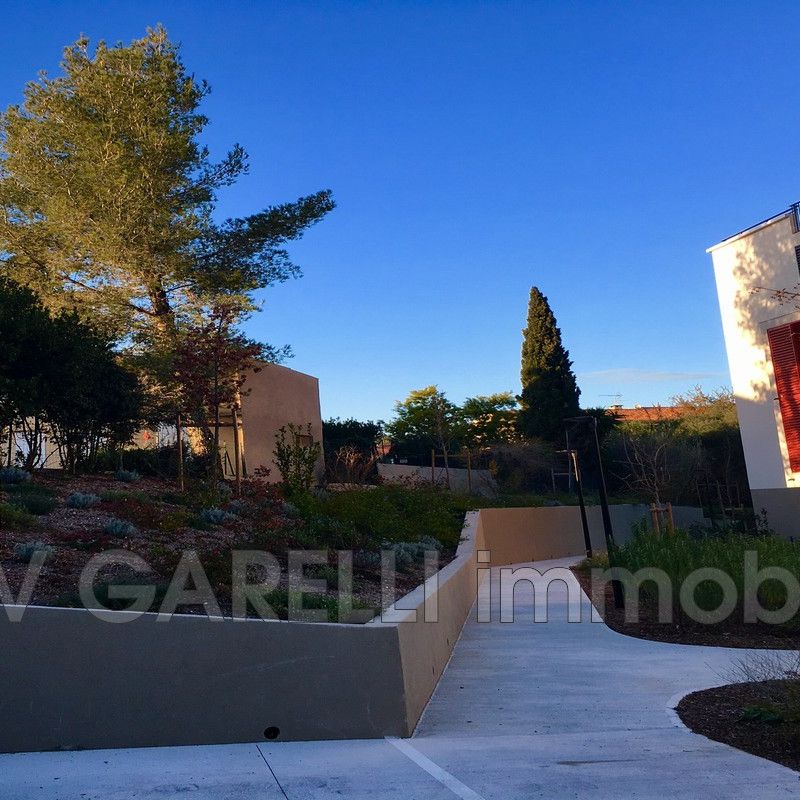 Location Appartement 2 pièces 39m² HYERES 83400 - Photo 1
