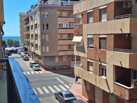 Ref.7394 2 Bedroom Apartment in Torrevieja on the seafront - Photo 4