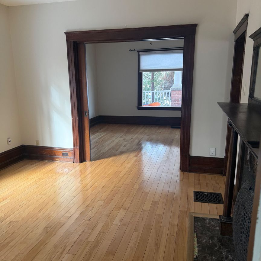 For Lease - 450 Botsford Street, Newmarket, Ontario - Photo 1