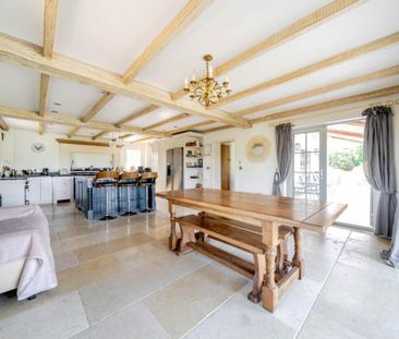 3 bedroom detached house to rent - Photo 2