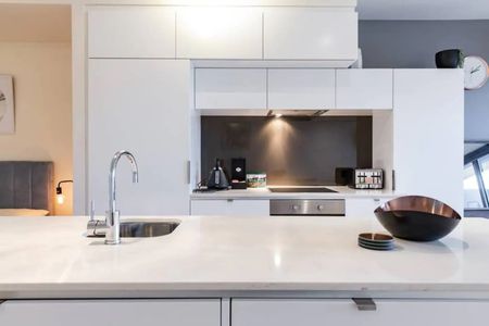 503/99 Palmerston Crescent, South Melbourne VIC 3205 - Apartment For Rent | Domain - Photo 5