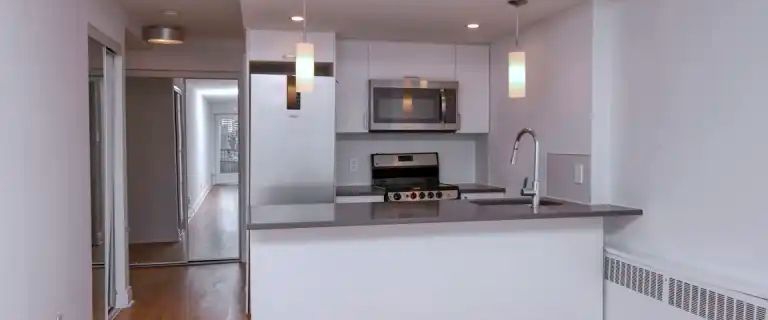 3460 Rue Durocher | 3460 Rue Durocher, Montreal - Photo 1