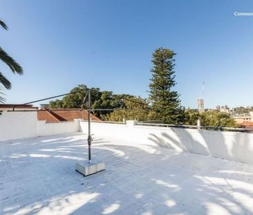 TOP-FLOOR ART DECO STUDIO IN PRIME VILLAGE LOCATION - Photo 5